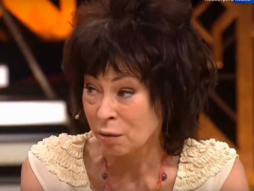 Марина Хлебникова решила выйти на сцену, несмотря на проблемы со здоровьем Марина Хлебникова решила выйти на сцену, несмотря на проблемы со здоровьем