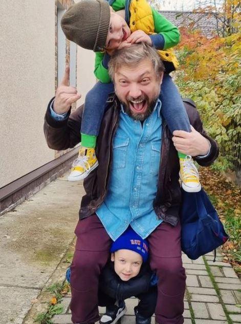 Медведева впервые показала подросших сыновей