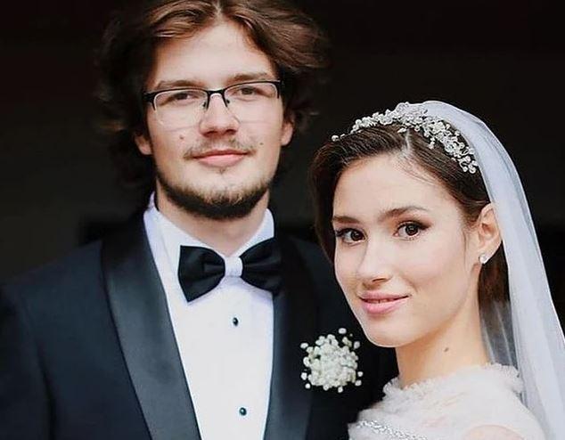 20-летняя дочь Немцова вышла замуж во второй раз