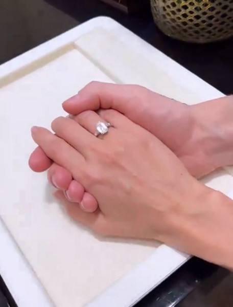 Суд оштрафовал новую жену Мамаева за кольцо с бриллиантом