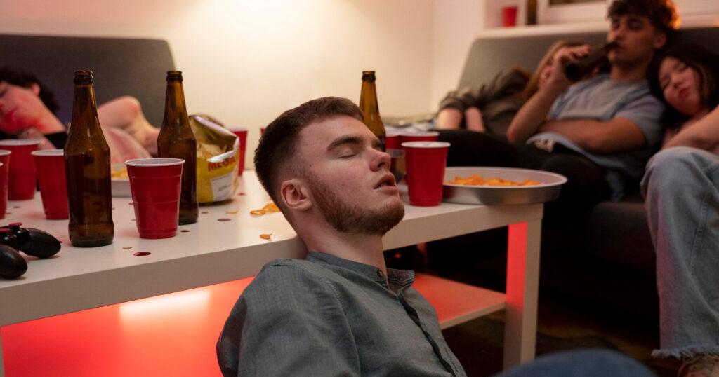 Озвучена эффективная стратегия борьбы с похмельем