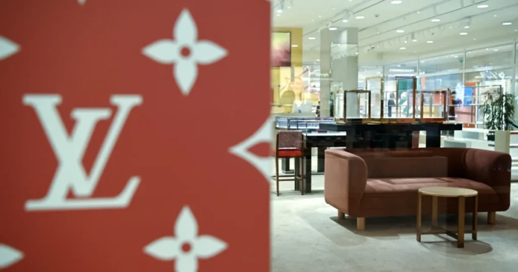 Louis Vuitton подал иск против португальского стартапа по производству ликеров