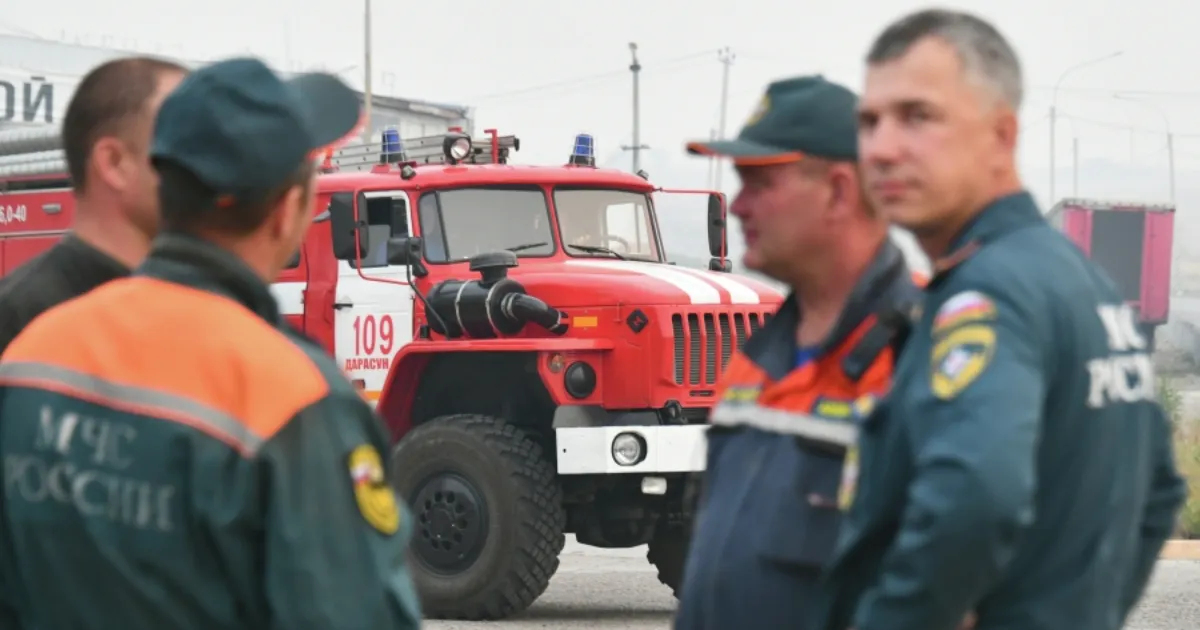 Несколько домов в Ростовской области загорелись из-за атаки БПЛА Несколько домов в Ростовской области загорелись из-за атаки БПЛА