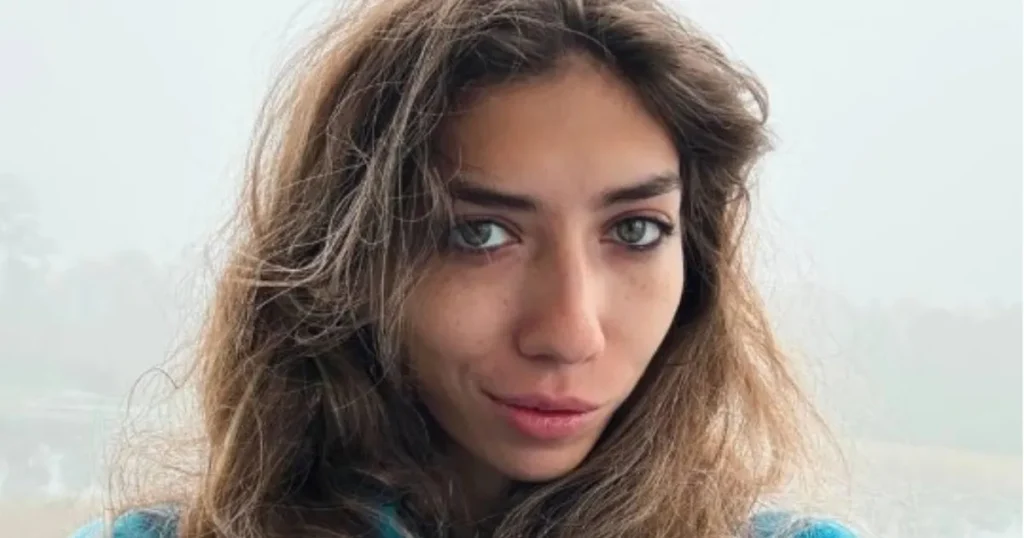 Блогер Мариш выжила после падения с 4 этажа, но оказалась в приюте