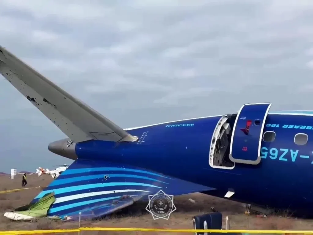 Азербайджан решил подать иски против России по делу AZAL