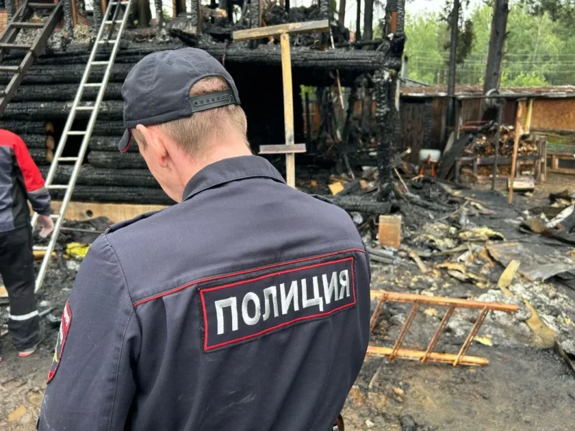 Трое детей и женщина погибли под Екатеринбургом Трое детей и женщина погибли под Екатеринбургом