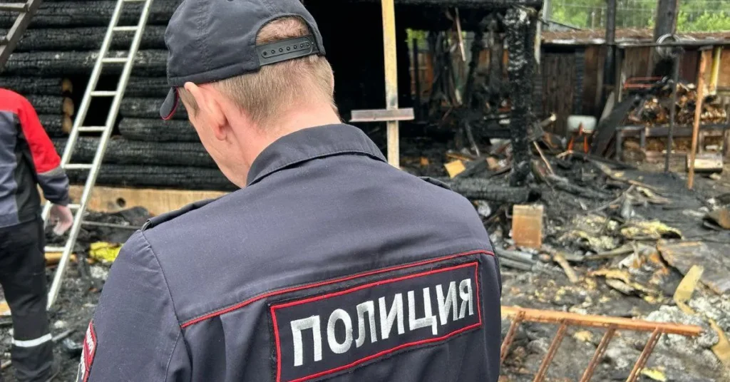 Трое детей и женщина погибли под Екатеринбургом