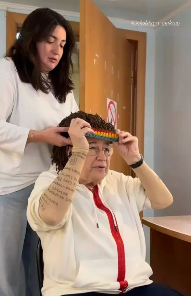 Евгений Петросян поразил Сеть новым образом