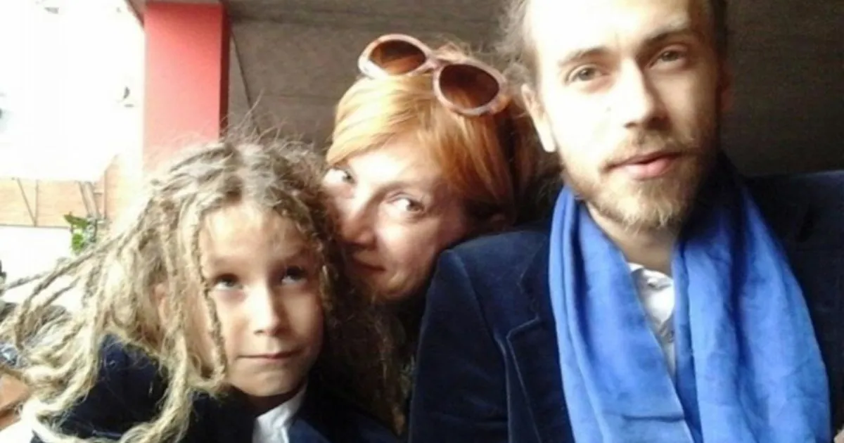 Сын Децла рассказал, почему откладывает свадьбу