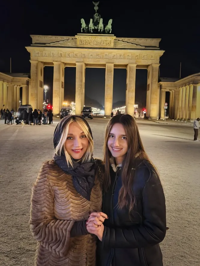 Кристина Орбакайте показала трогательные фотографии с дочерью