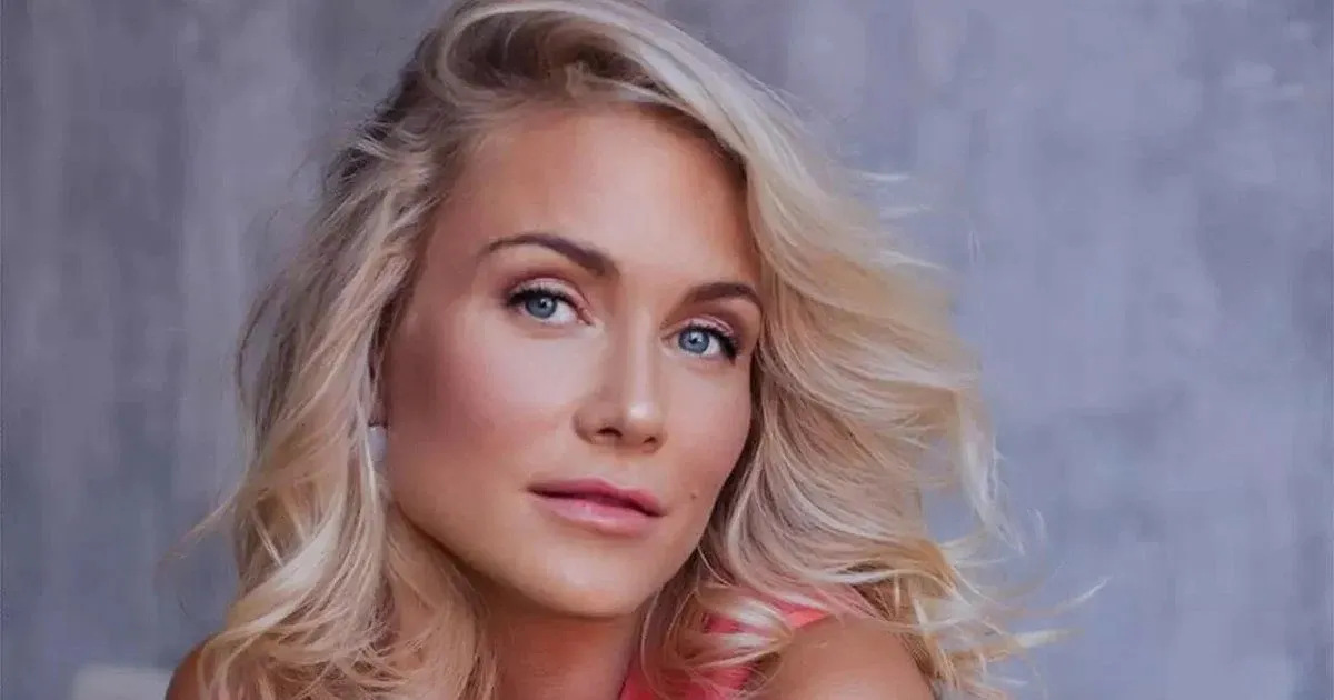 Гордон резко ответила Сереге, слившему их переписку на шоу «Выжить в Стамбуле» Гордон резко ответила Сереге, слившему их переписку на шоу «Выжить в Стамбуле»