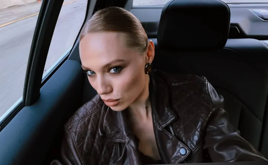 Внук Пугачевой Никита Пресняков вышел в свет с 26-летней моделью