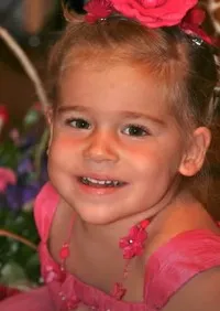 Алсу показала трогательные снимки с уехавшей в США младшей дочерью