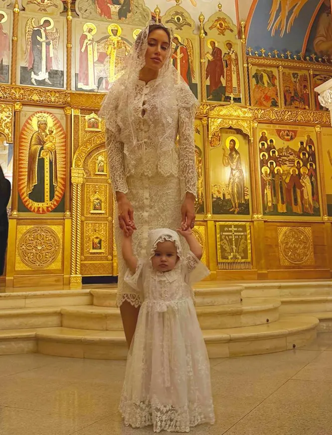 Тимати и его невеста крестили дочь